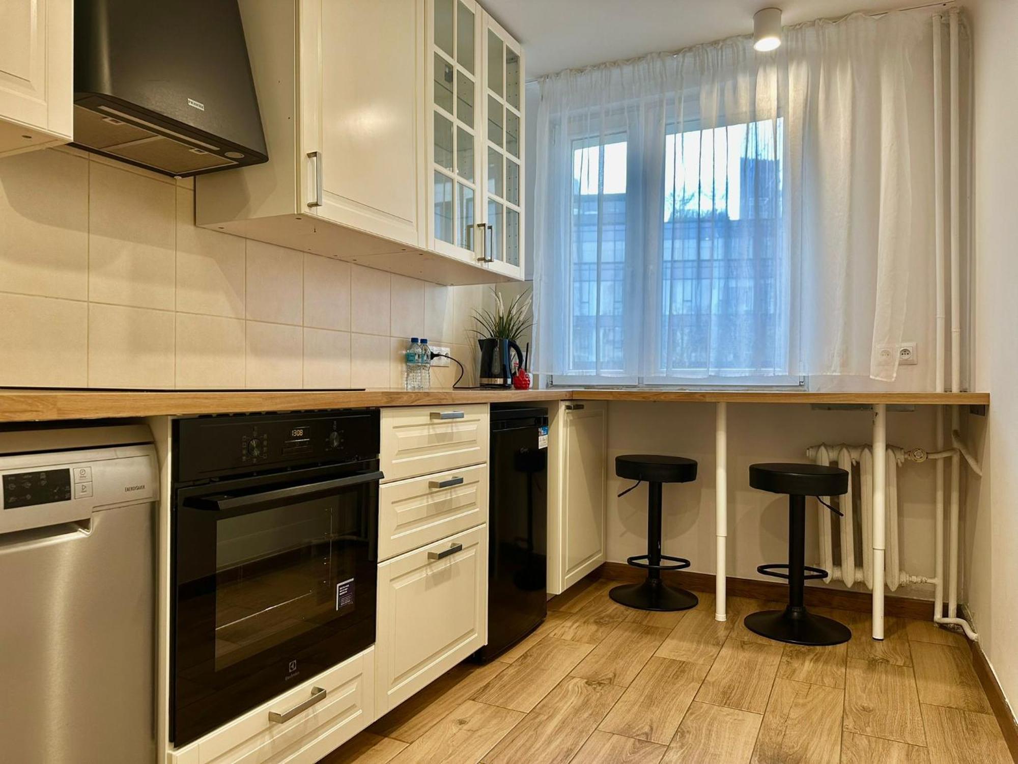 Butas Chmielna 106 - Free Parking - Duzy Balkon *