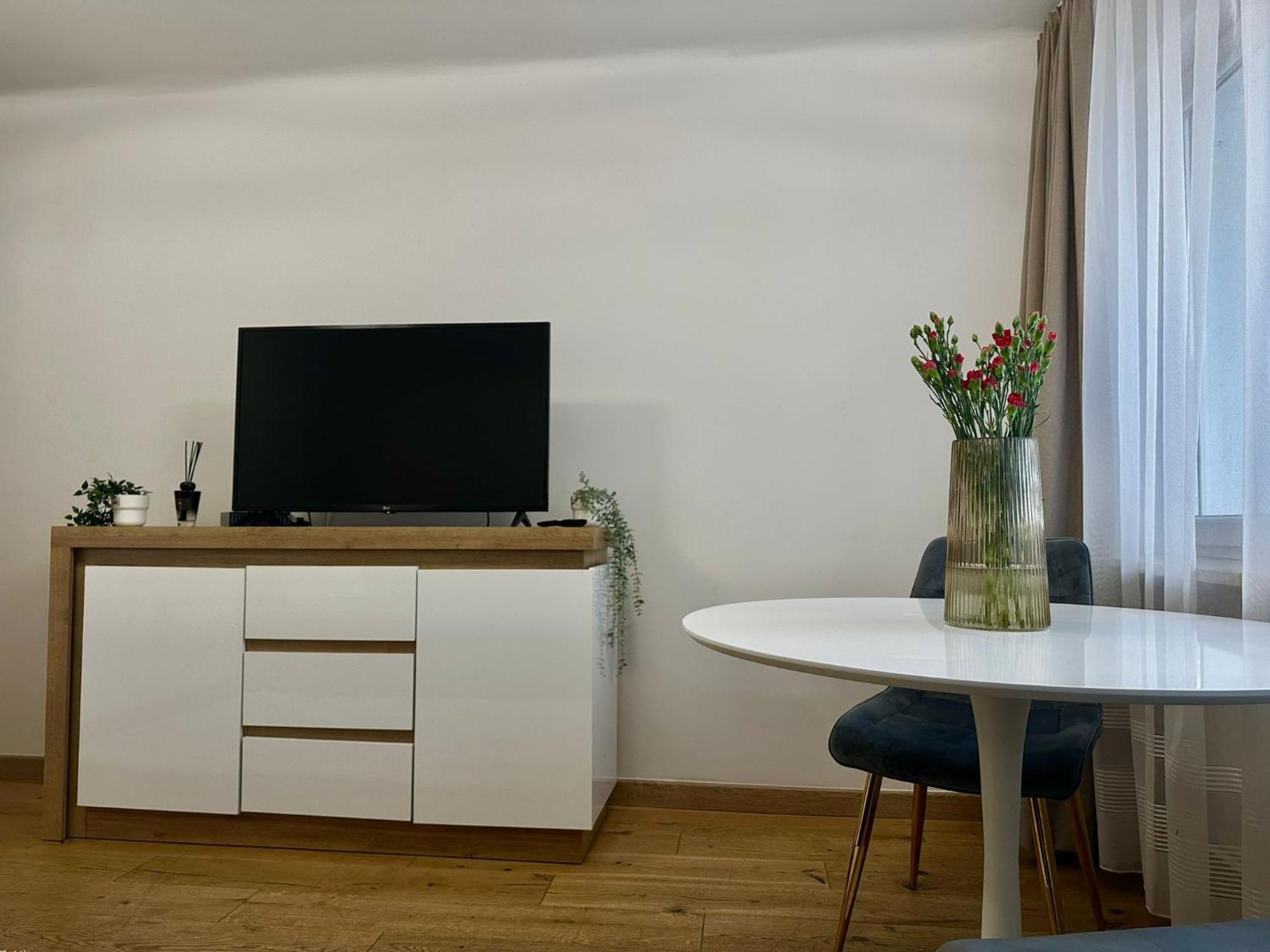 Chmielna 106 - Free Parking - Duzy Balkon * Warschau